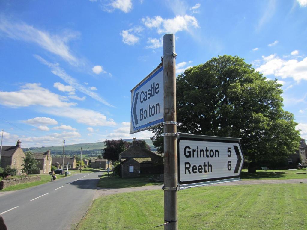 Hotel Bolton Arms Redmire Exterior foto